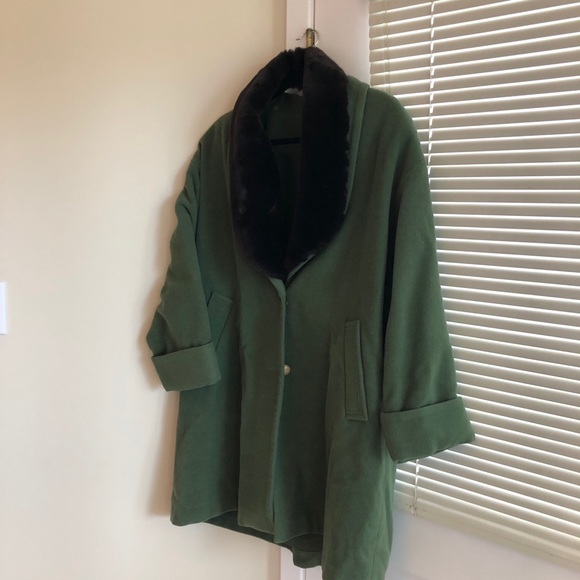 Vintage wool Pea coat green with fur collar - Picture 5 of 10